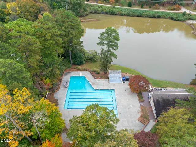$550,000 | 116 East Laurenbrook Court, Cary, NC 27518
