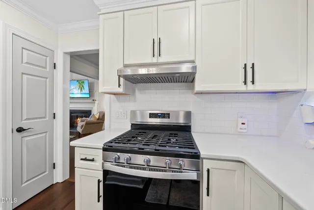 $550,000 | 116 East Laurenbrook Court, Cary, NC 27518