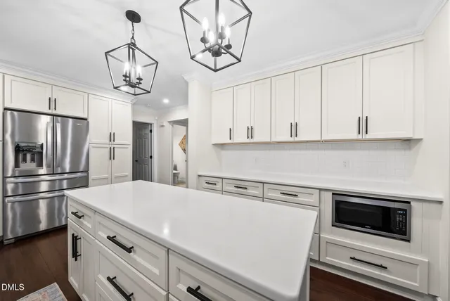 $550,000 | 116 East Laurenbrook Court, Cary, NC 27518