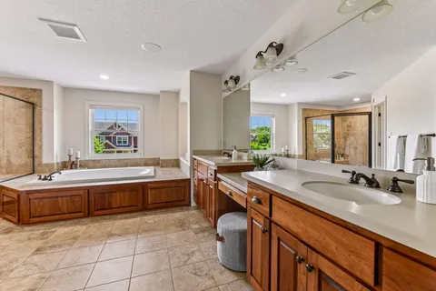 $1,100,000 | 6137 Niagara Lane North, Plymouth, MN 55446