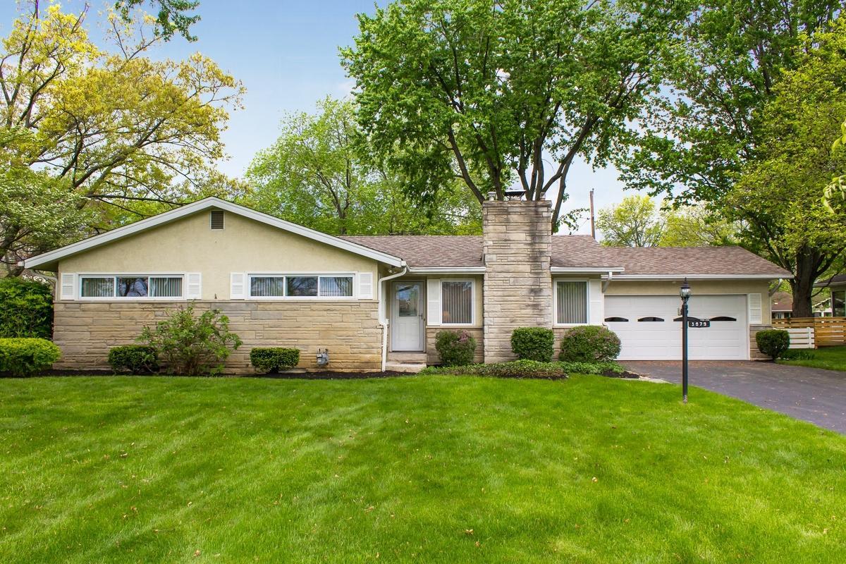 3879 Mountview Road Upper Arlington, OH 43220 - Photo 1 of 26 Gallery Image 1