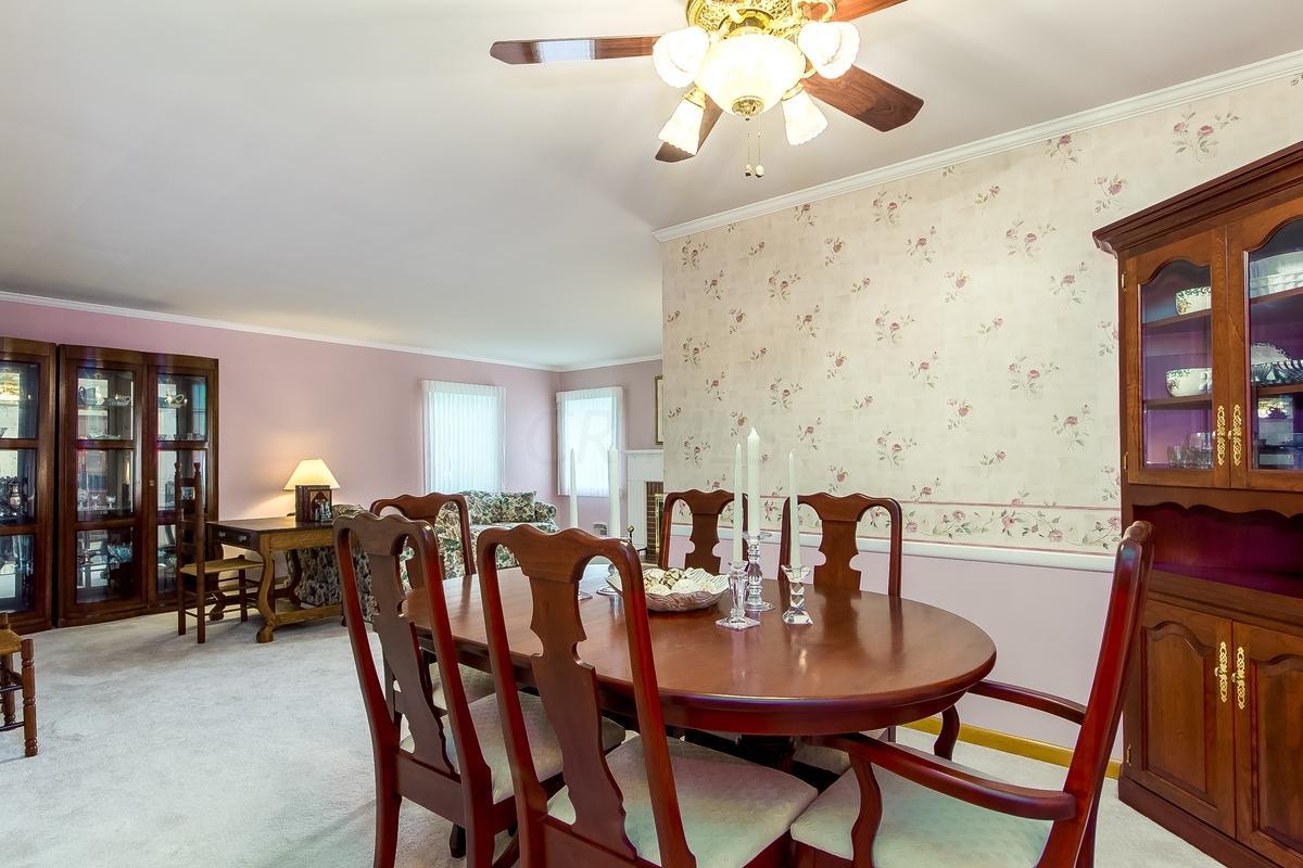 3879 Mountview Road Upper Arlington, OH 43220 - Photo 3 of 26 Gallery Image 3