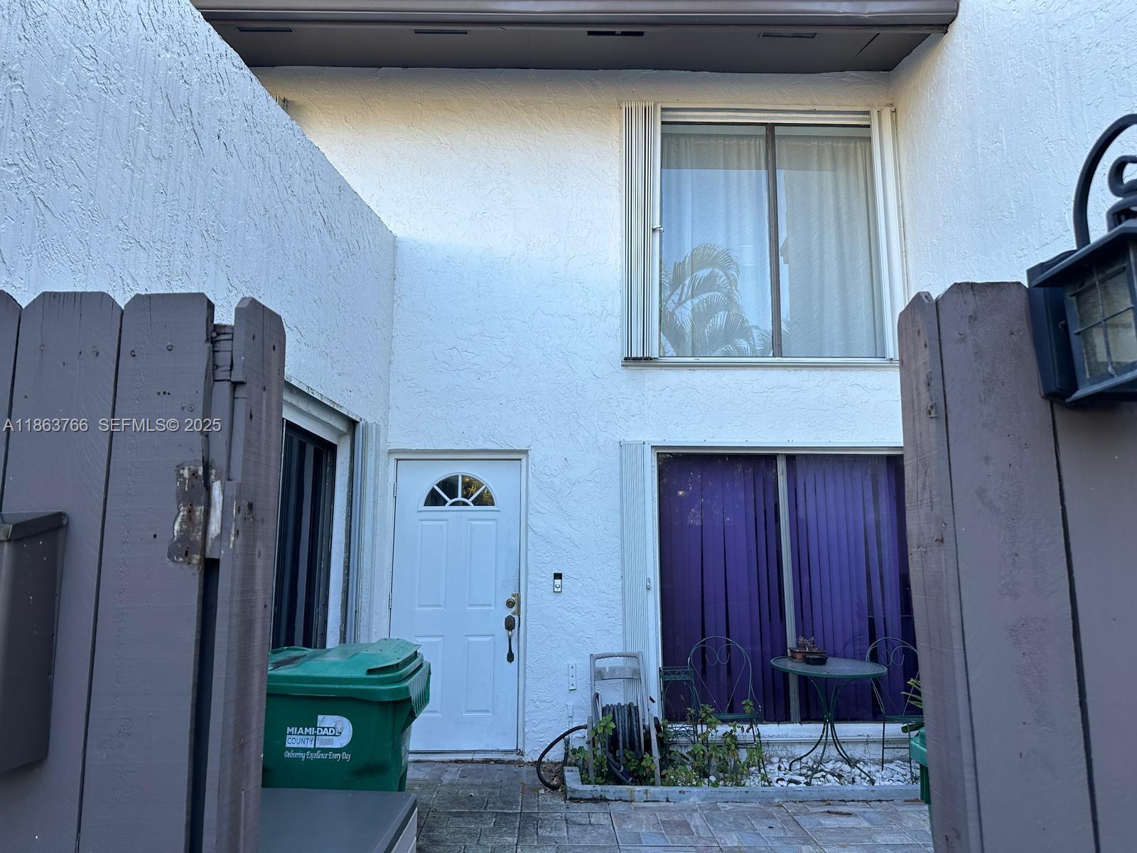 11208 Southwest 67th Terrace Miami, FL 33173 - Photo 13 of 33