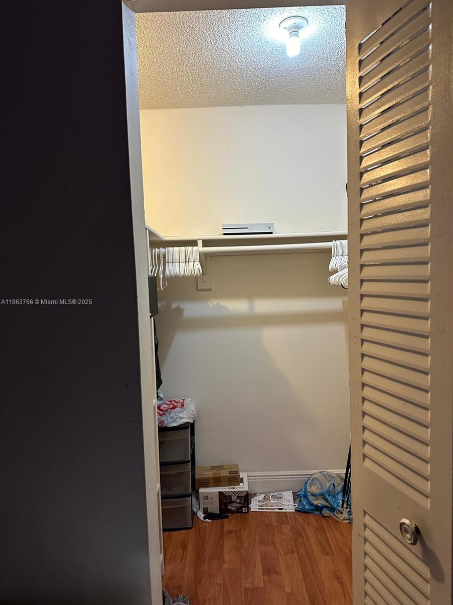 11208 Southwest 67th Terrace Miami, FL 33173 - Photo 22 of 33 a view of a hallway