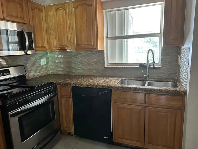 $495,999 | 11208 Southwest 67th Terrace, Miami, FL 33173