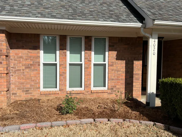 $320,000 | 4020 Maryan Court, Nesbit, MS 38651