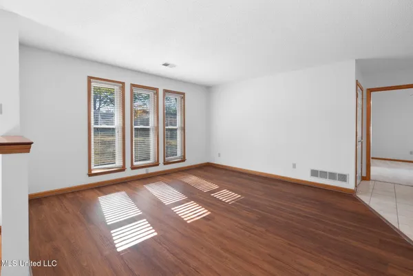 $320,000 | 4020 Maryan Court, Nesbit, MS 38651