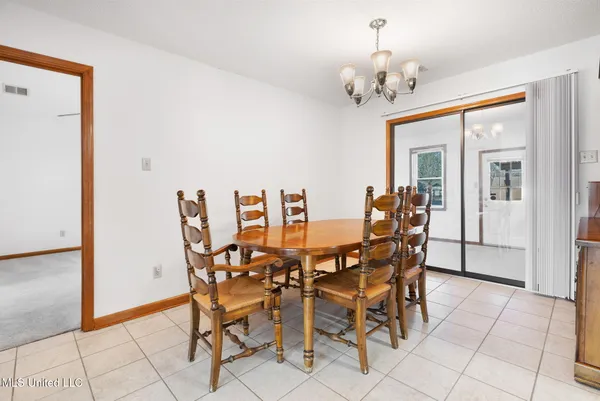 $320,000 | 4020 Maryan Court, Nesbit, MS 38651