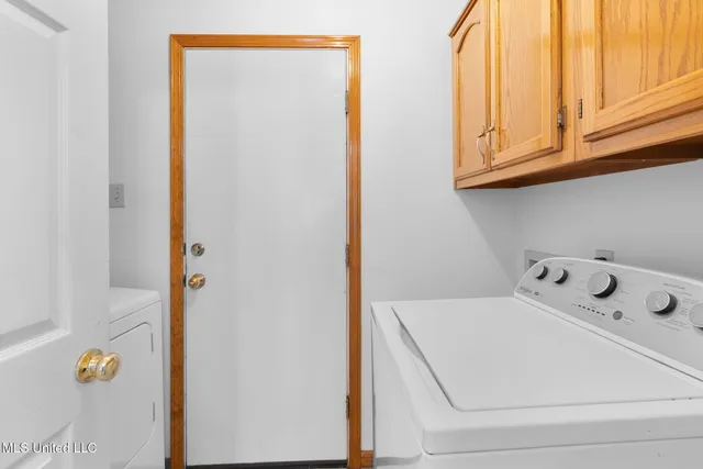 $325,000 | 4020 Maryan Court, Nesbit, MS 38651