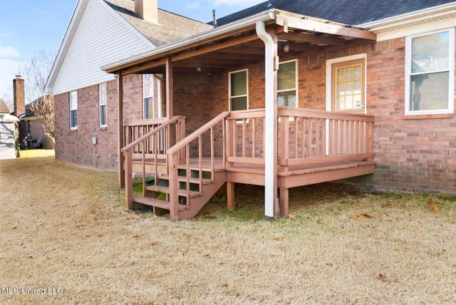 $325,000 | 4020 Maryan Court, Nesbit, MS 38651