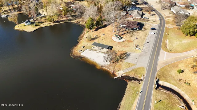 $325,000 | 4020 Maryan Court, Nesbit, MS 38651