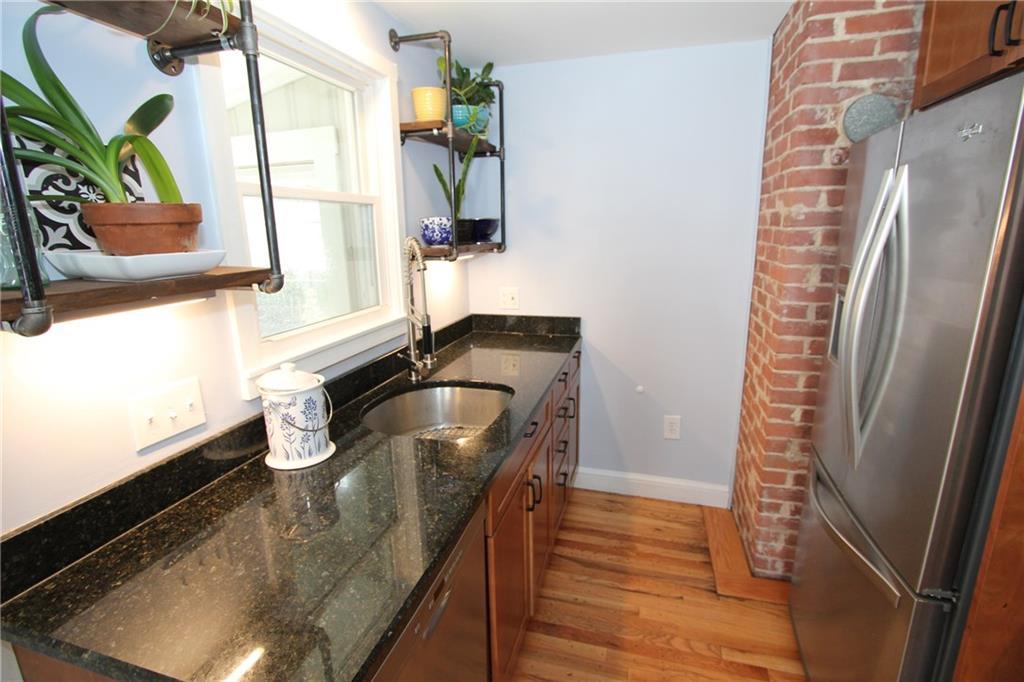 19 Woodmere Road Portland, ME 04103 - Photo 7 of 21 Photo
