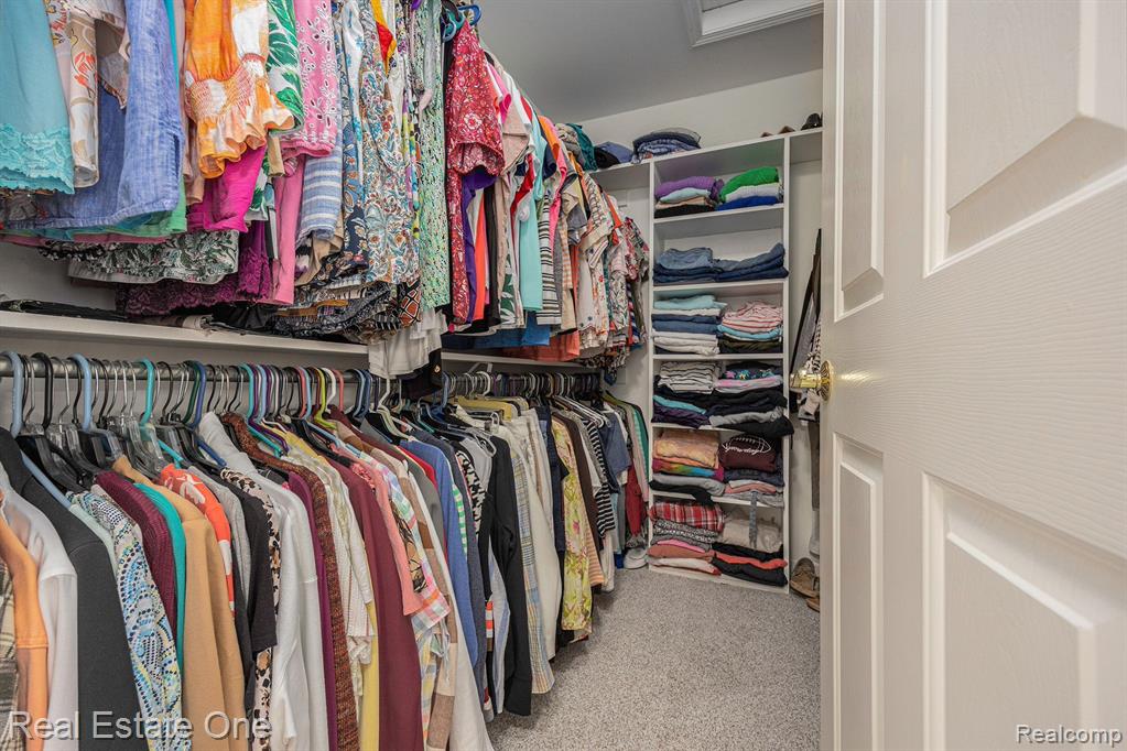 1259 Tulberry Circle Rochester, MI 48306 - Photo 15 of 30 Gallery Image 15