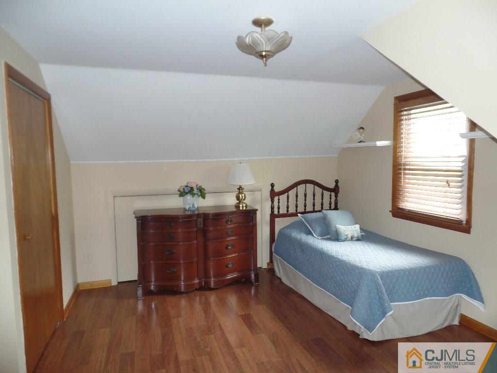 100 Kimberly Road Colonia, NJ 07067 - Photo 9 of 14 Gallery Image 9