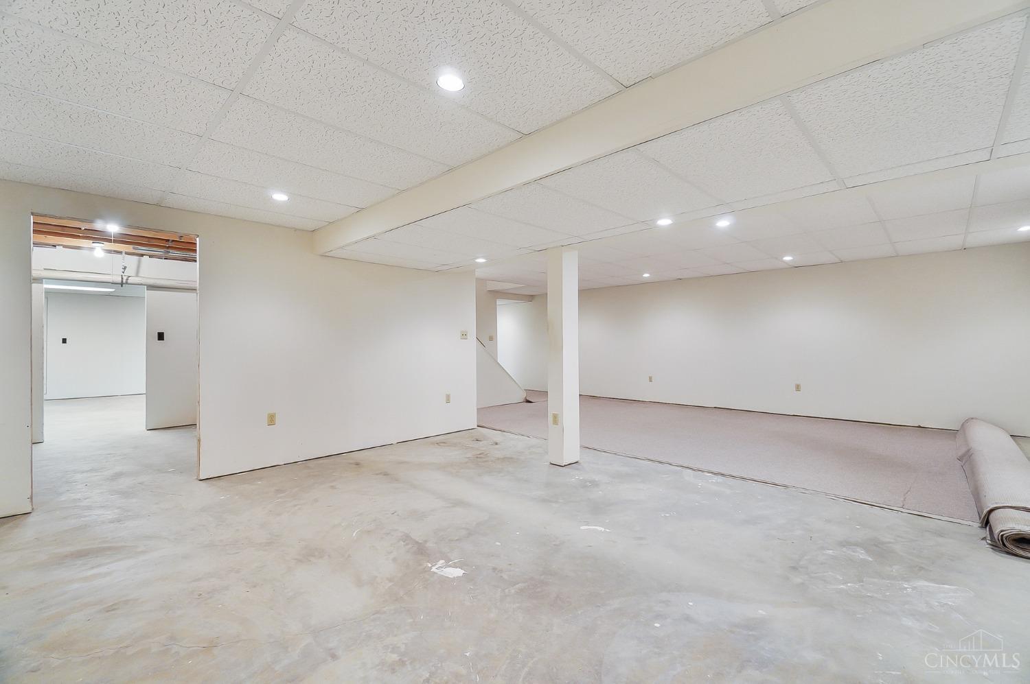 807 West Pekin Road Lebanon, OH 45036 - Photo 27 of 37 Gallery Image 27