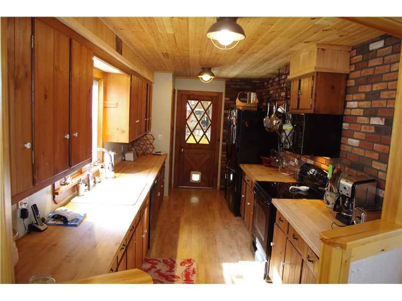 50 Elden Point Road Harpswell, ME 04003 - Photo 3 of 29 Kitchen.