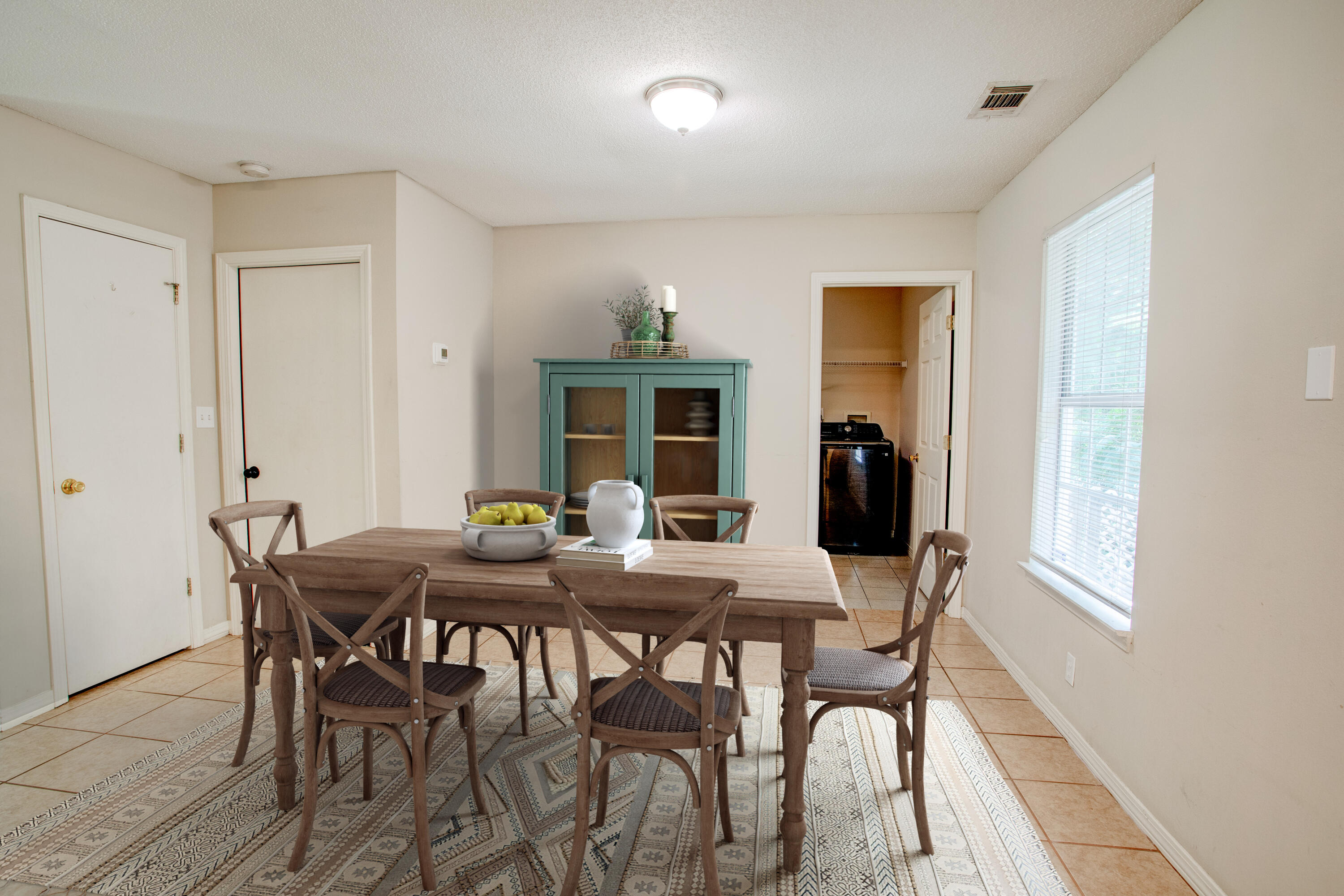 2878 Aplin Road Crestview, FL 32539 - Photo 4 of 45 Interior Dining Area