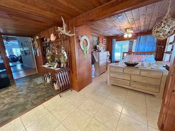 $890,000 | 1464 Alligator Drive, Alligator Point, FL 32346