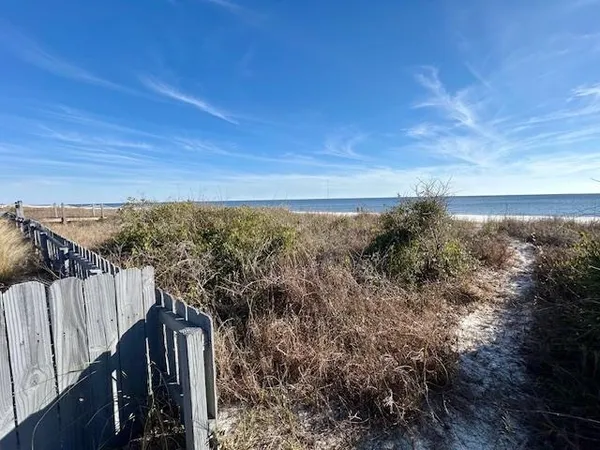 $890,000 | 1464 Alligator Drive, Alligator Point, FL 32346