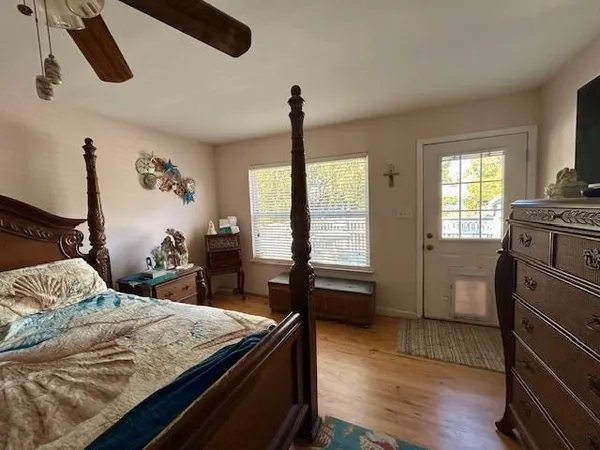 $890,000 | 1464 Alligator Drive, Alligator Point, FL 32346