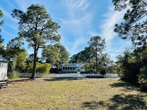 $890,000 | 1464 Alligator Drive, Alligator Point, FL 32346