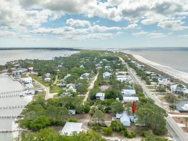 $890,000 | 1464 Alligator Drive, Alligator Point, FL 32346