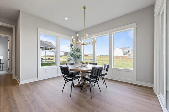 $759,160 | 13572 Prairie Creek Place, Parkville, MO 64152