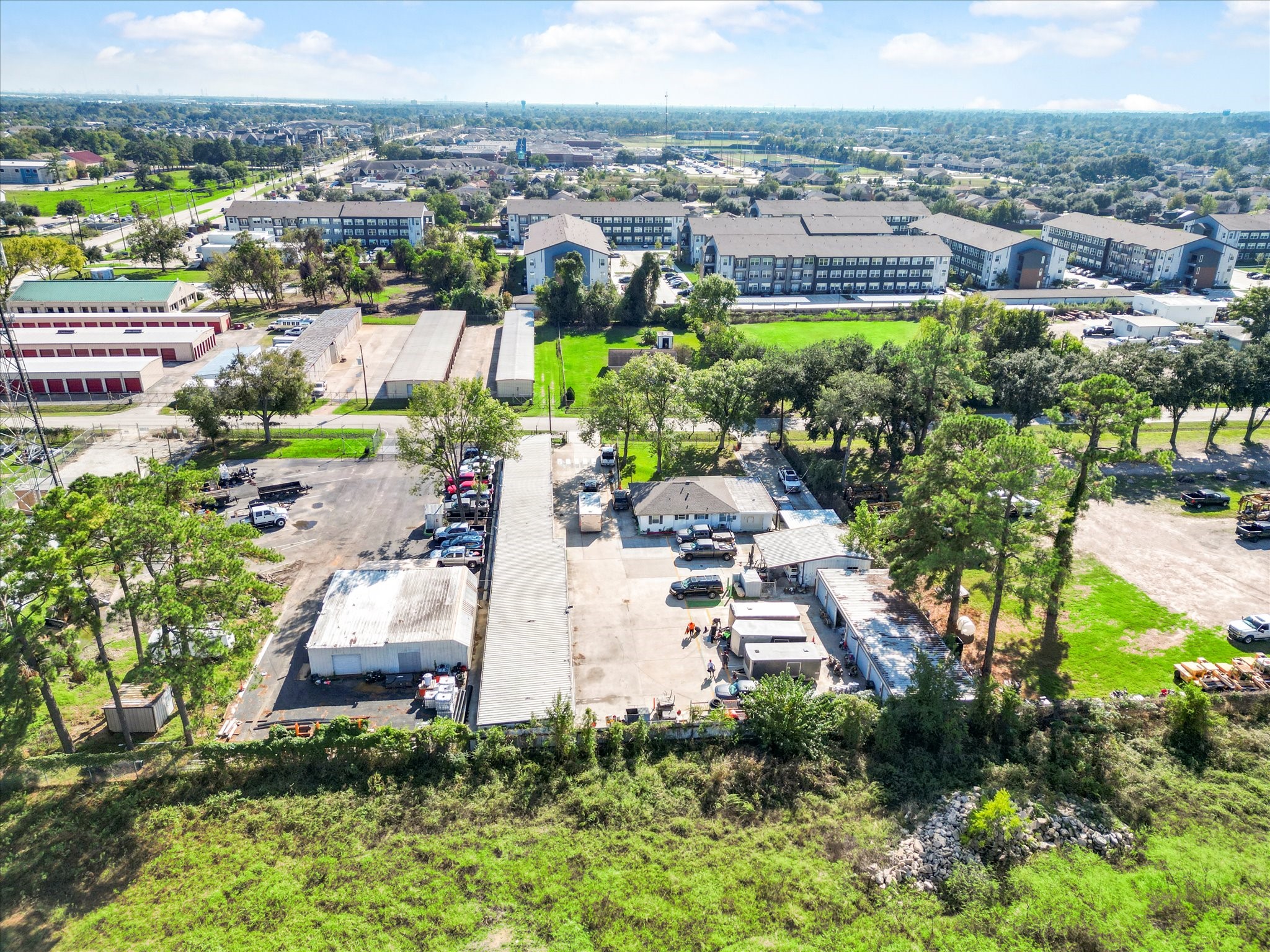9902 Franklin Road Houston, TX 77070 - Photo 41 of 43 a view of a city