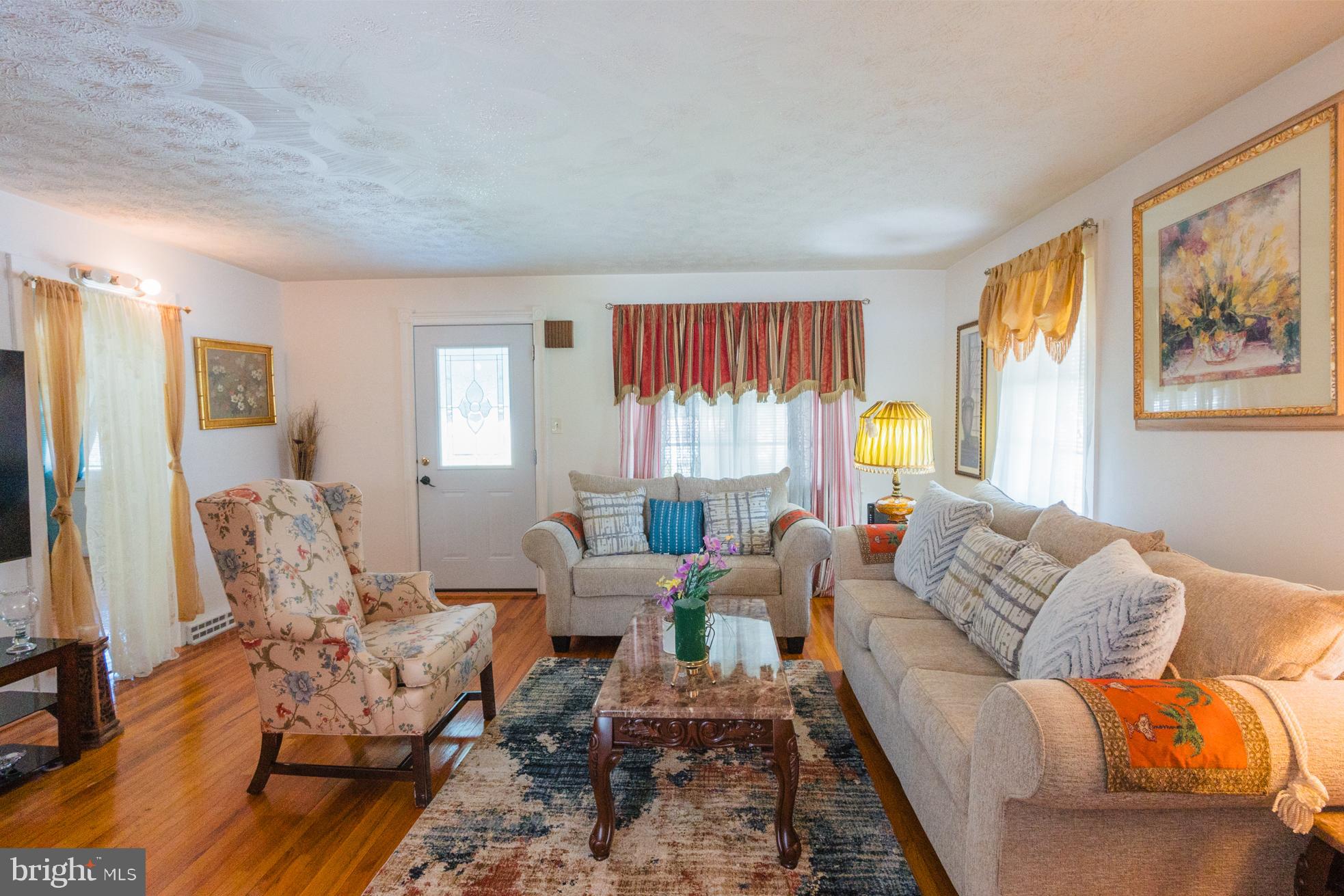 1402 Liberty Avenue Reading, PA 19607 - Photo 3 of 45 Gallery Image 3