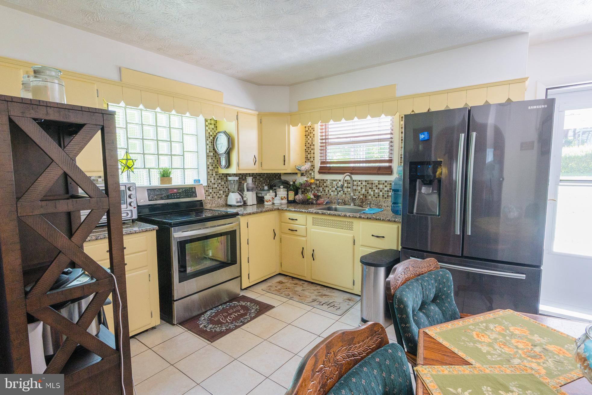 1402 Liberty Avenue Reading, PA 19607 - Photo 6 of 45 Gallery Image 6