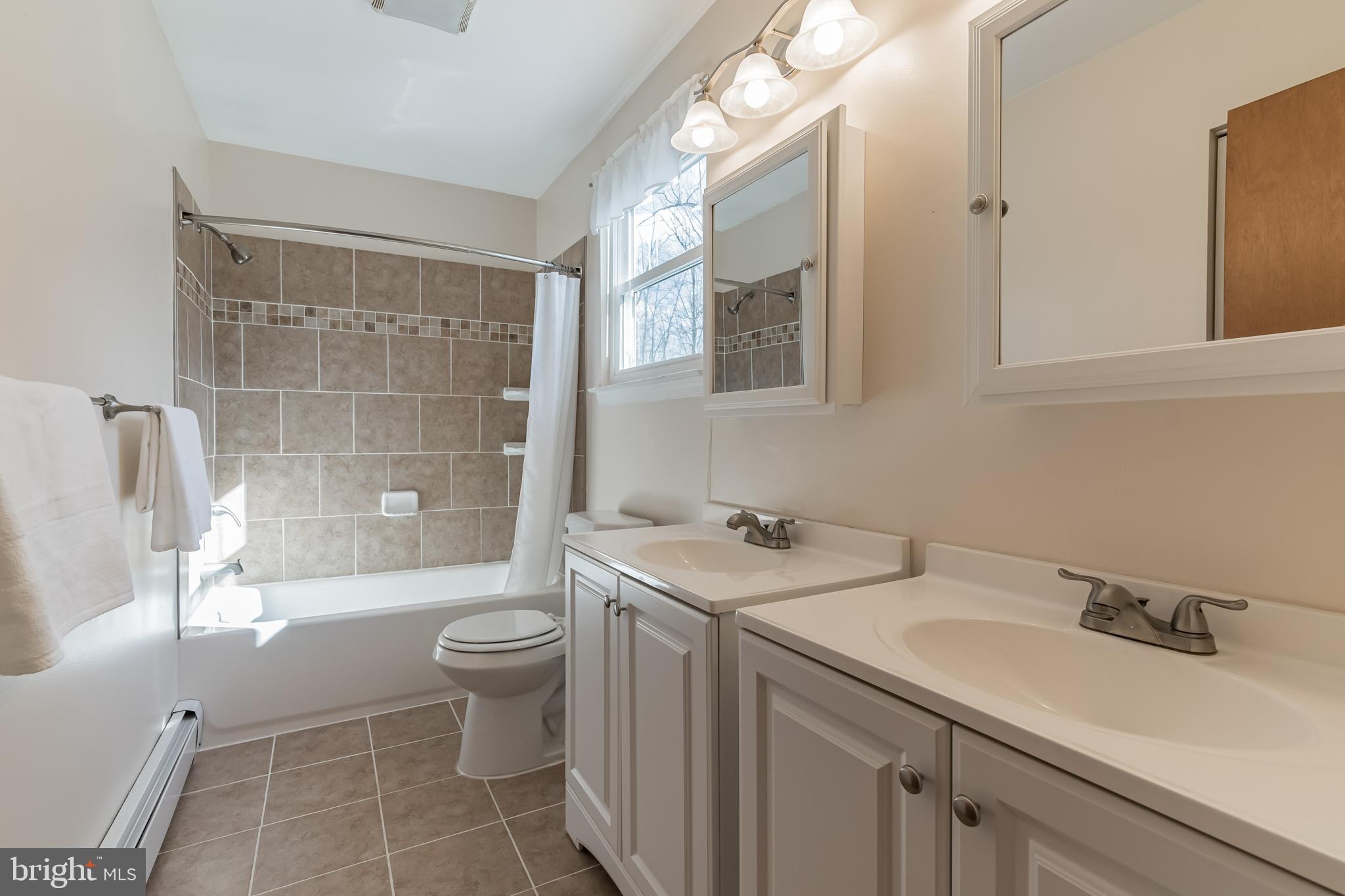 2109 School Road Hatfield, PA 19440 - Photo 25 of 28 Hall Bath
