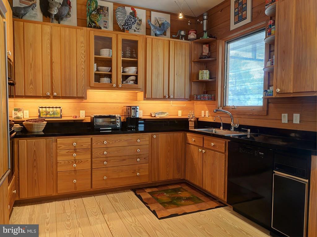 18 Holly Road Rehoboth Beach, DE 19971 - Photo 12 of 32 Gallery Image 12