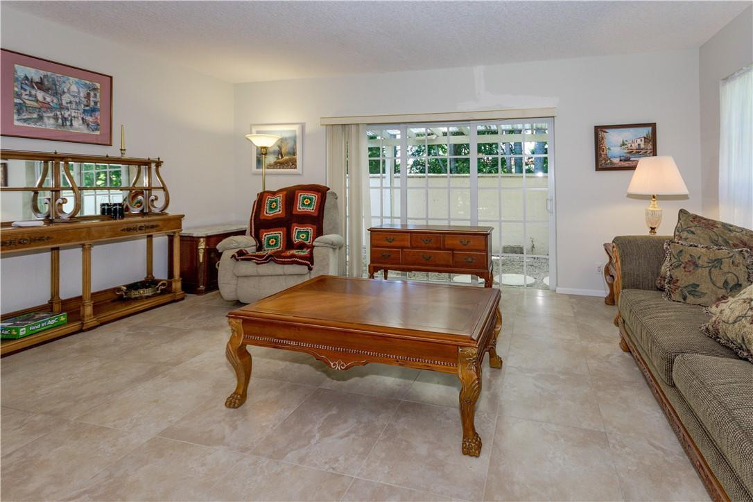 1040 Southwest 21st Street Boca Raton, FL 33486 - Photo 16 of 38 Photo 16