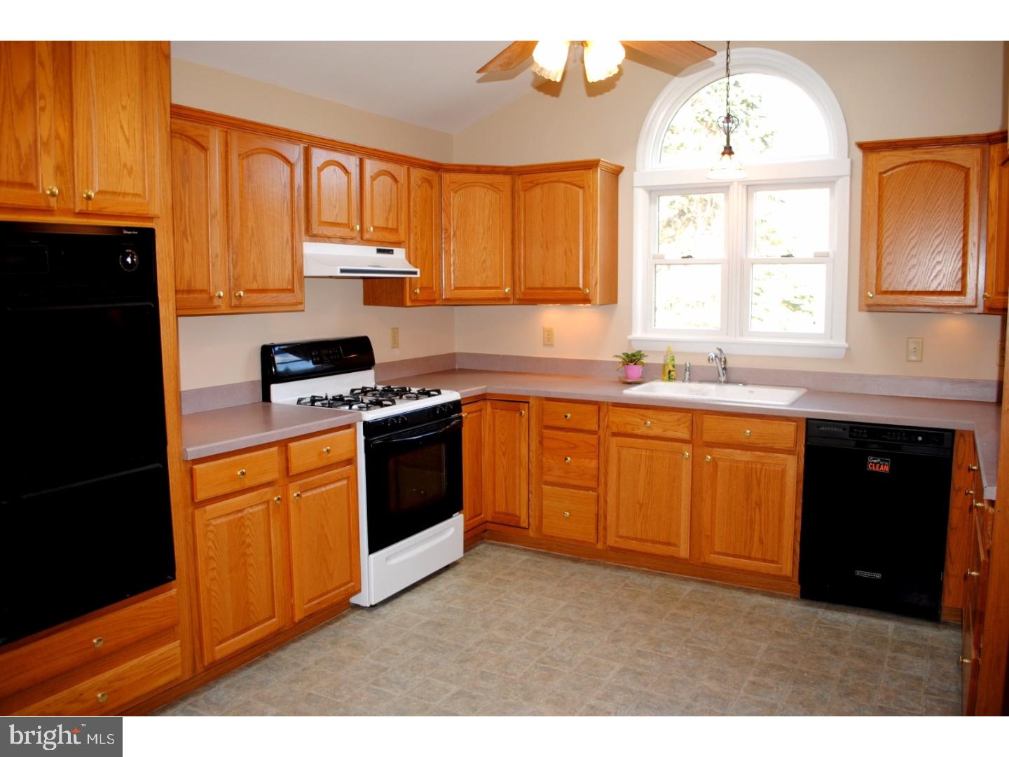 840 Old Bethlehem Road Quakertown, PA 18951 - Photo 15 of 23 Unit #1