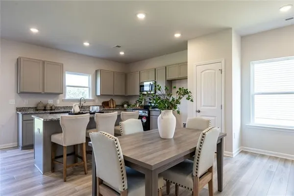 $279,900 | 140 Andros Loop, Dalton, GA 30721