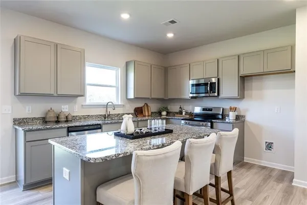 $279,900 | 140 Andros Loop, Dalton, GA 30721