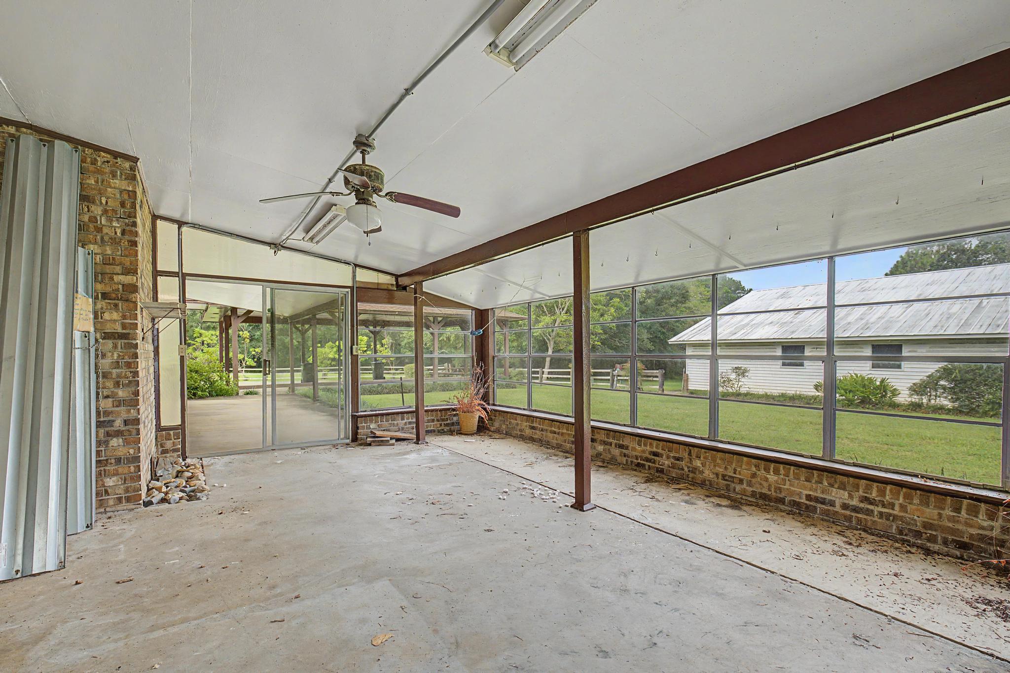 7621 Chellie Road Pensacola, FL 32526 - Photo 37 of 90 Gallery Image 37