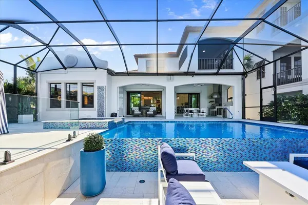 $1,695,000 | 3005 Christophers Watch Lane, Ruskin, FL 33570