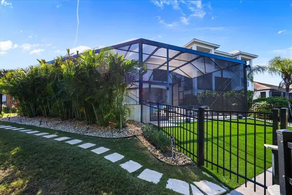 $1,695,000 | 3005 Christophers Watch Lane, Ruskin, FL 33570