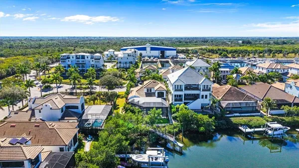 $1,695,000 | 3005 Christophers Watch Lane, Ruskin, FL 33570