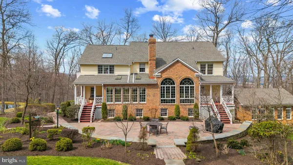 $995,000 | 6613 Browns Quarry Road, Sabillasville, MD 21780