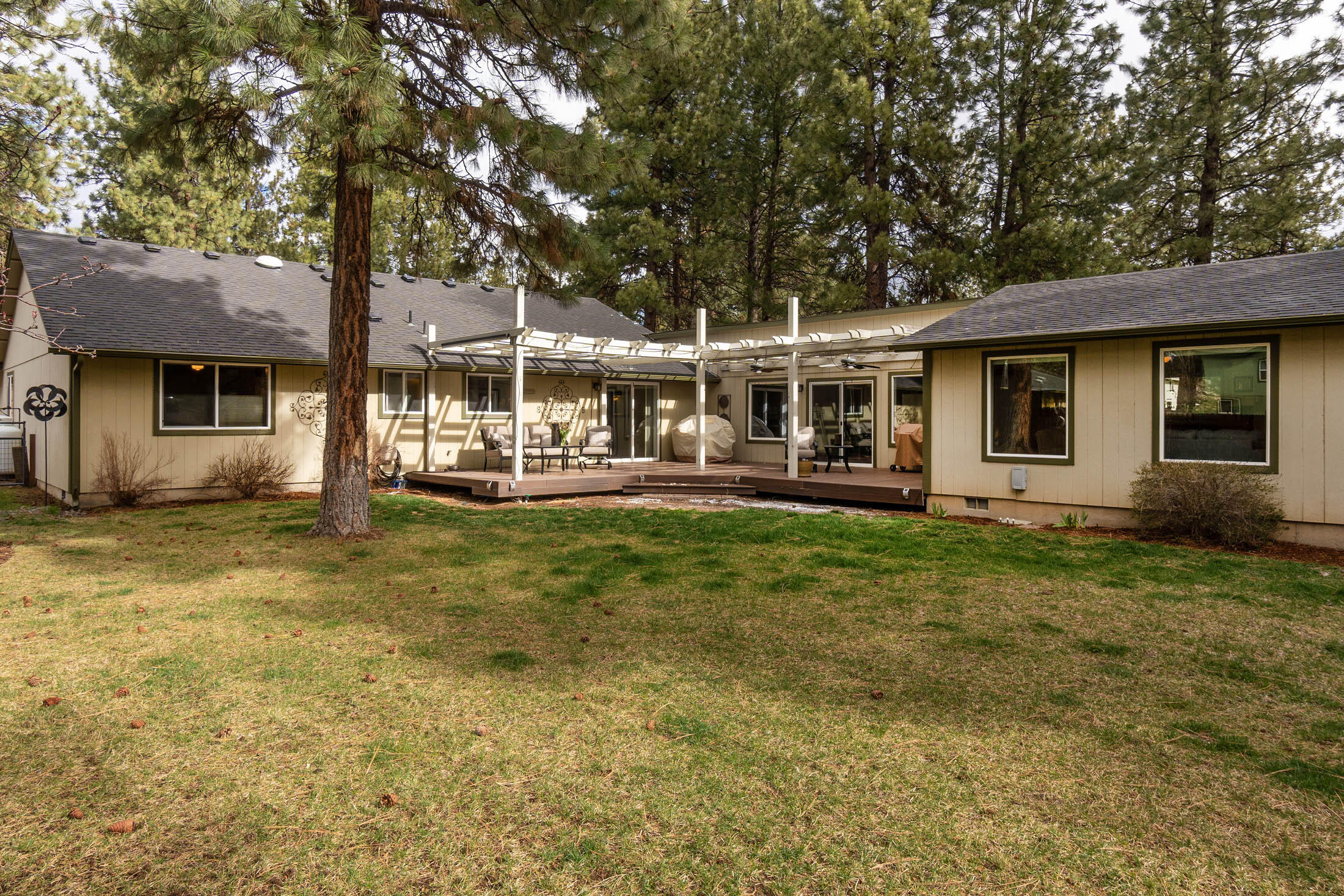 19459 Apache Road Bend, OR 97702 - Photo 30 of 33 19459 Apache Rd 025 copy