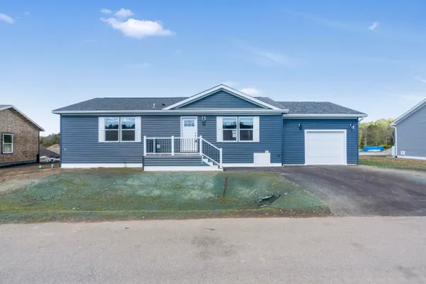 $325,000 | 14 Colony Lane, Kittery, ME 03904
