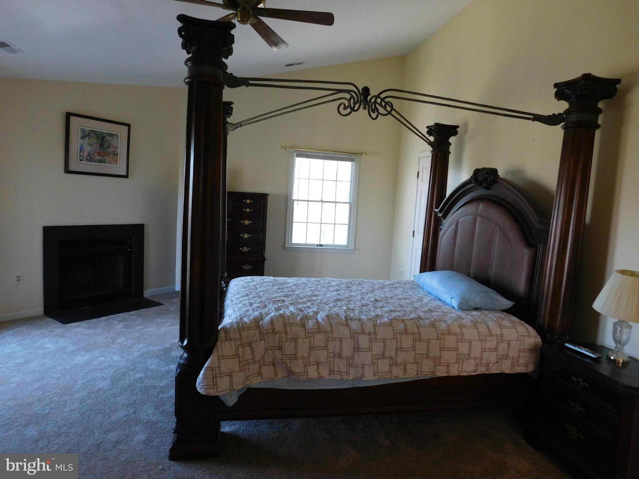 2606 Cove Point Road Lusby, MD 20657 - Photo 10 of 14 Bedroom (Master)