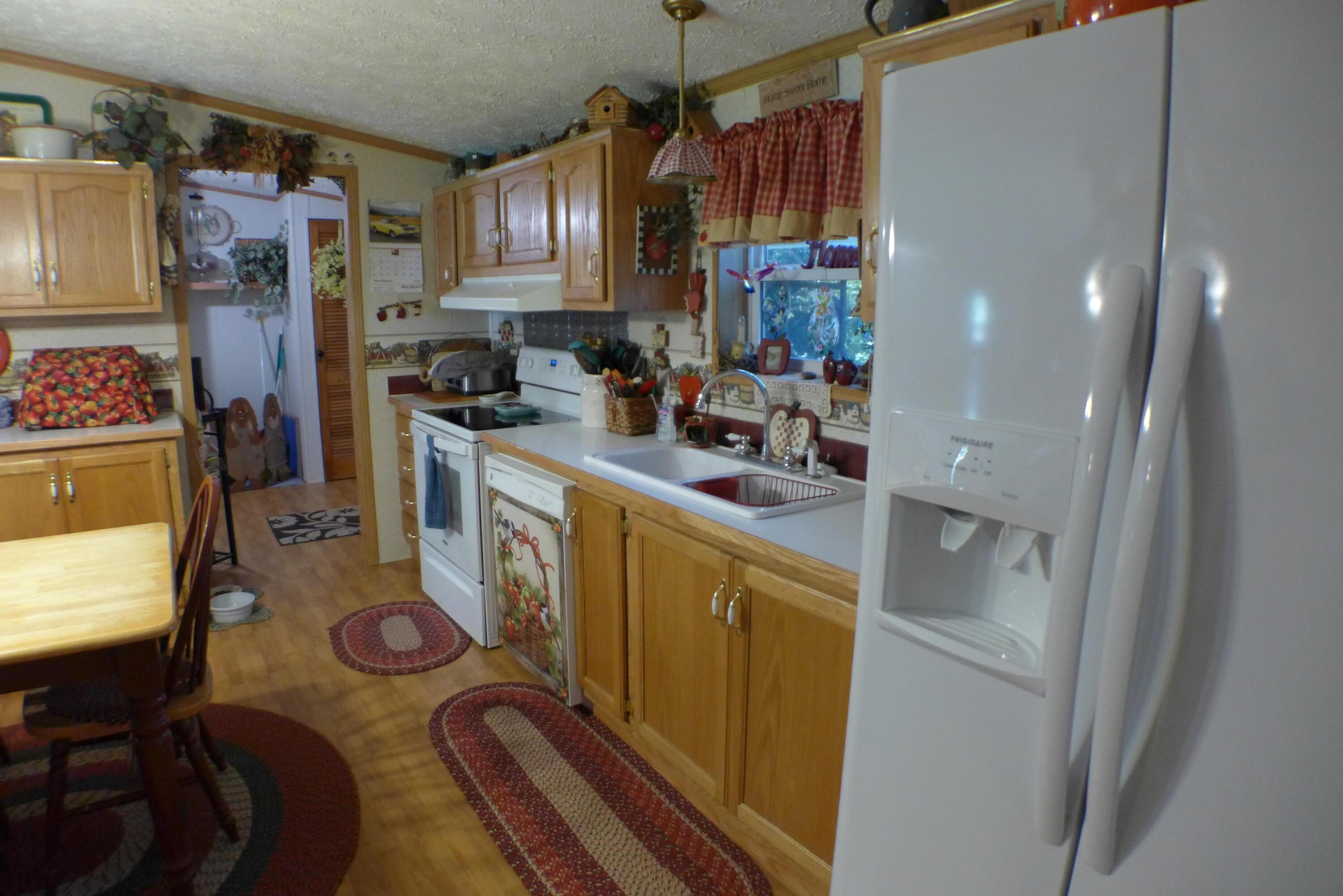 38046 Scout Road Logan, OH 43138 - Photo 13 of 53 P1130450