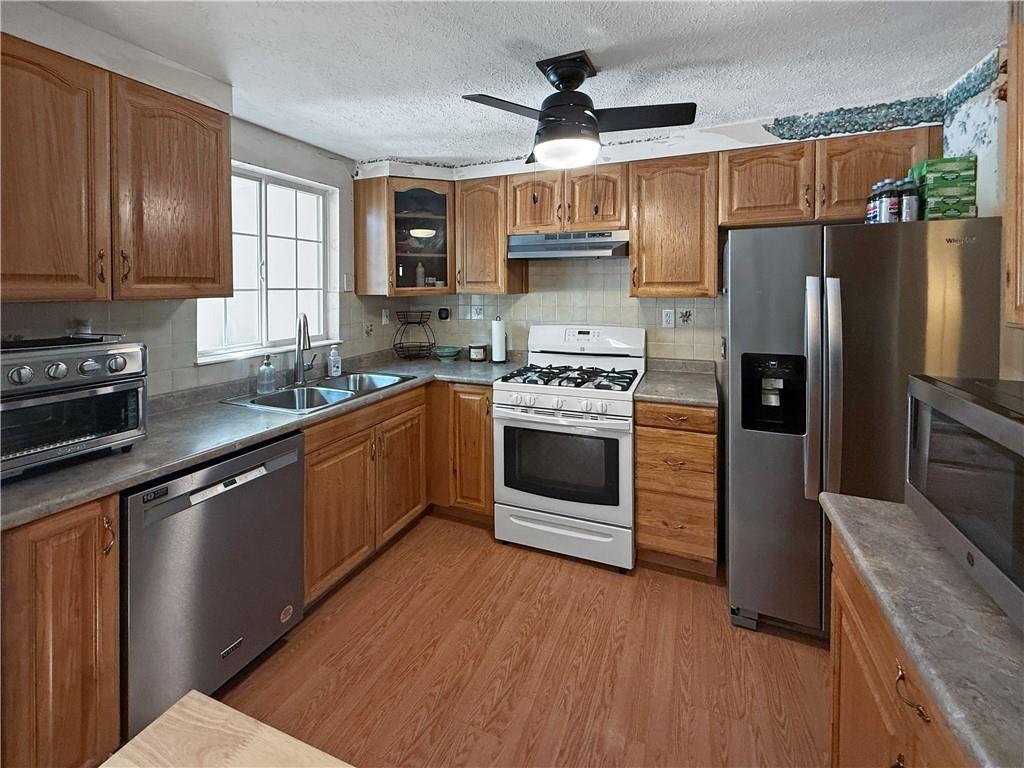 126 Shenango Road New Castle, PA 16105 - Photo 5 of 34 Gallery Image 5