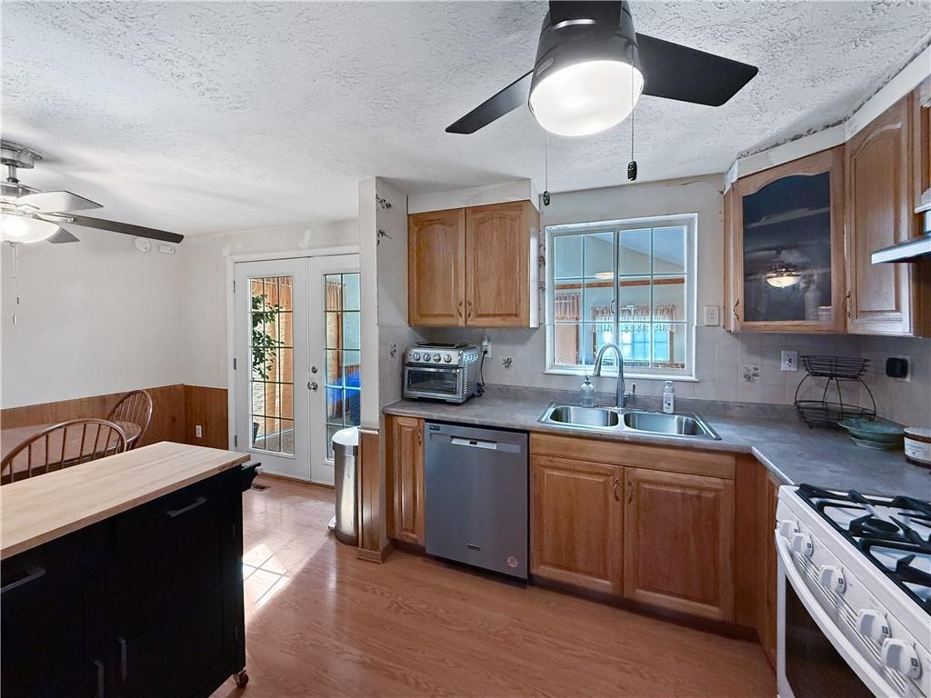 126 Shenango Road New Castle, PA 16105 - Photo 6 of 34 Gallery Image 6