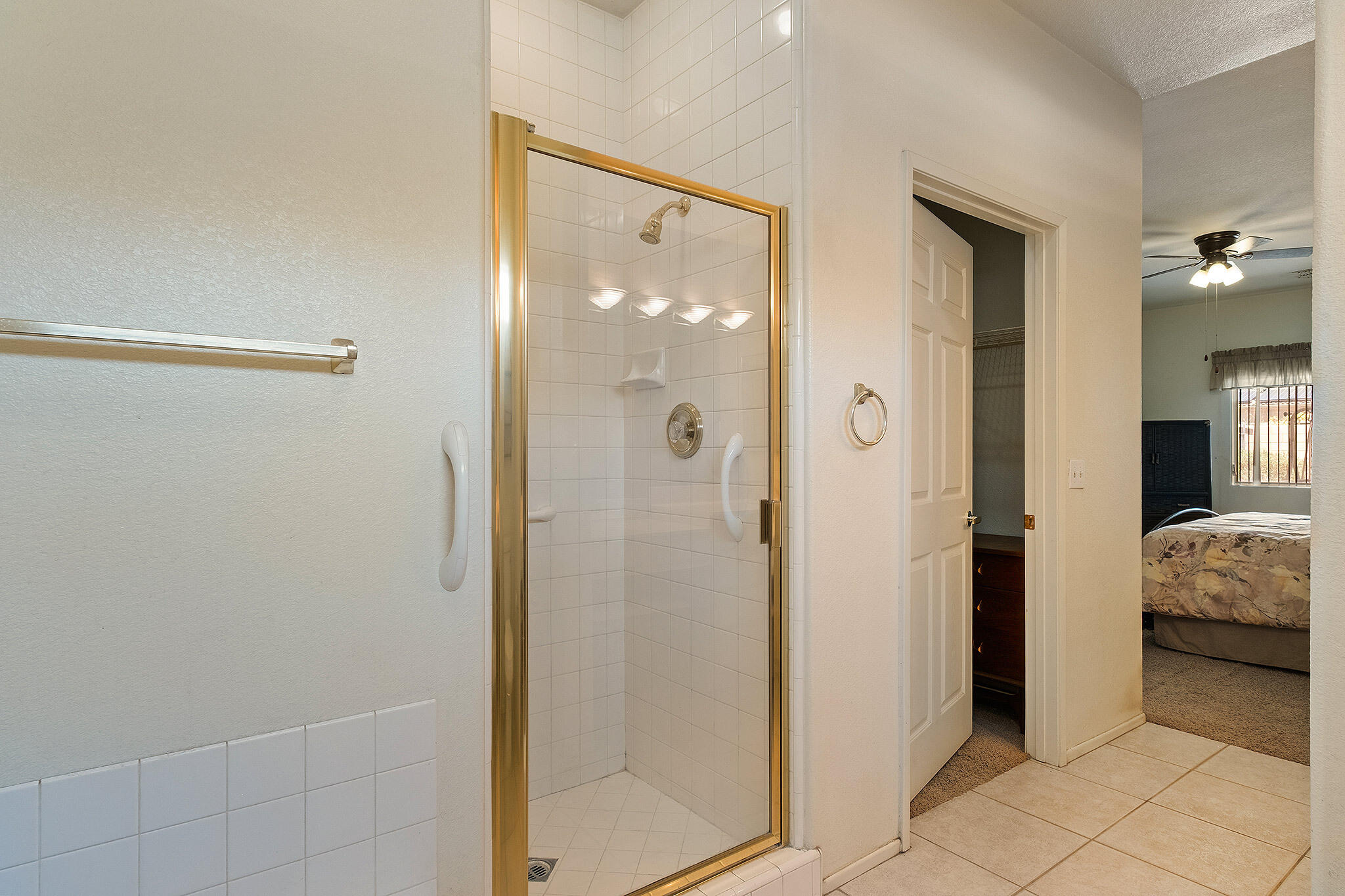 68338 Riviera Road Cathedral City, CA 92234 - Photo 23 of 29 a bathroom with a shower