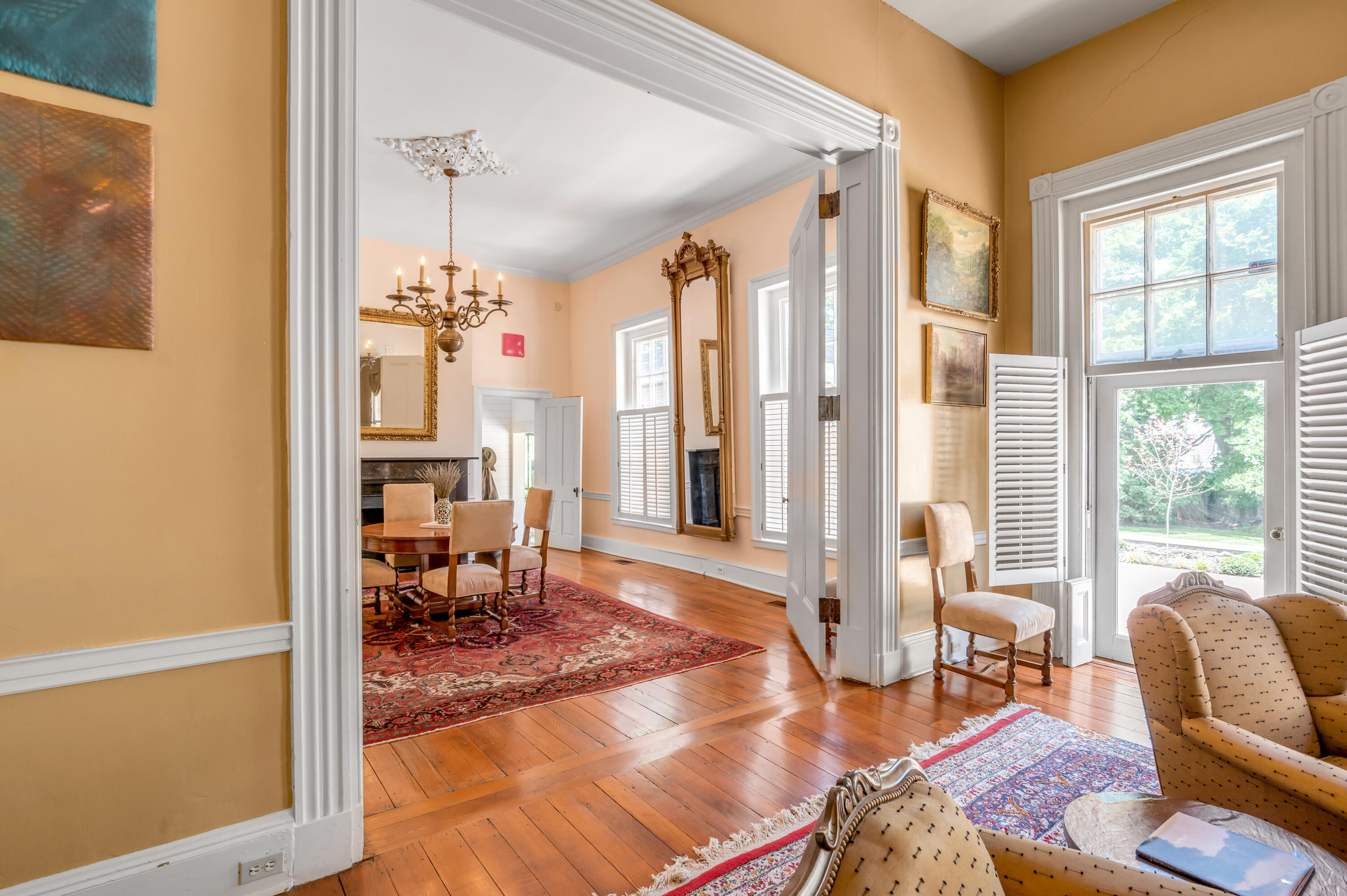 461 North Limestone Lexington, KY 40508 - Photo 13 of 112 TDB_7326