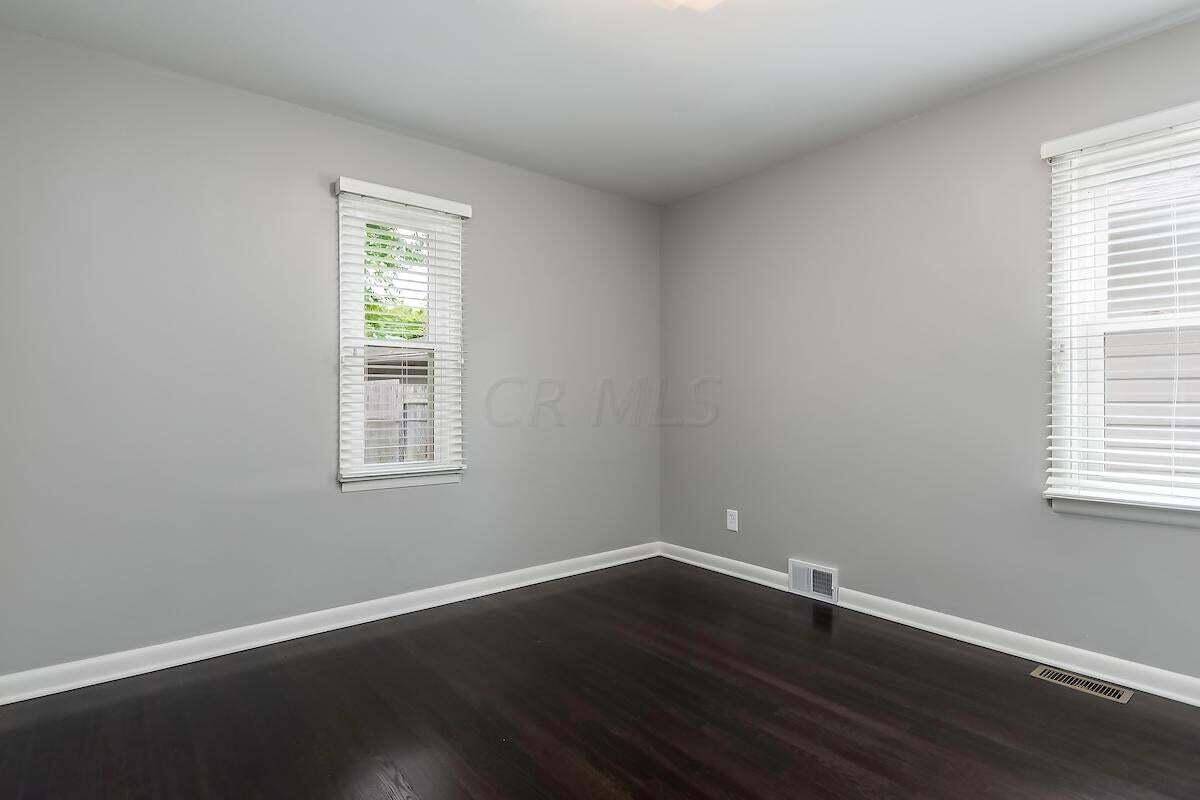 2242 Wickliffe Road Columbus, OH 43221 - Photo 31 of 41 20181031164202774550000000-o